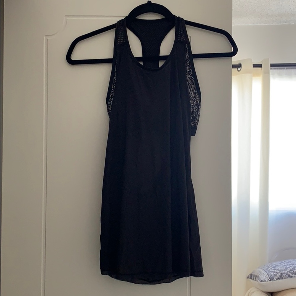 Lululemon Size 4 Black Bra/Top
